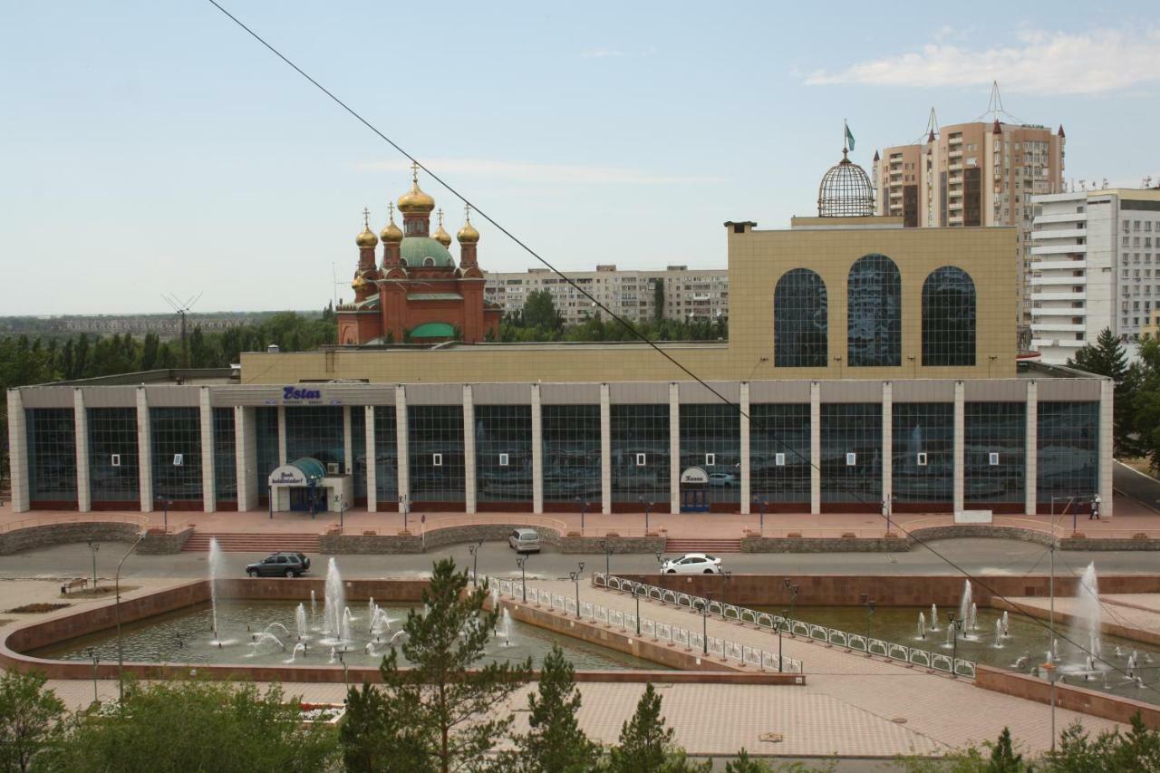 1-Комнатная Квартира На Набережной Pawlodar Exterior foto